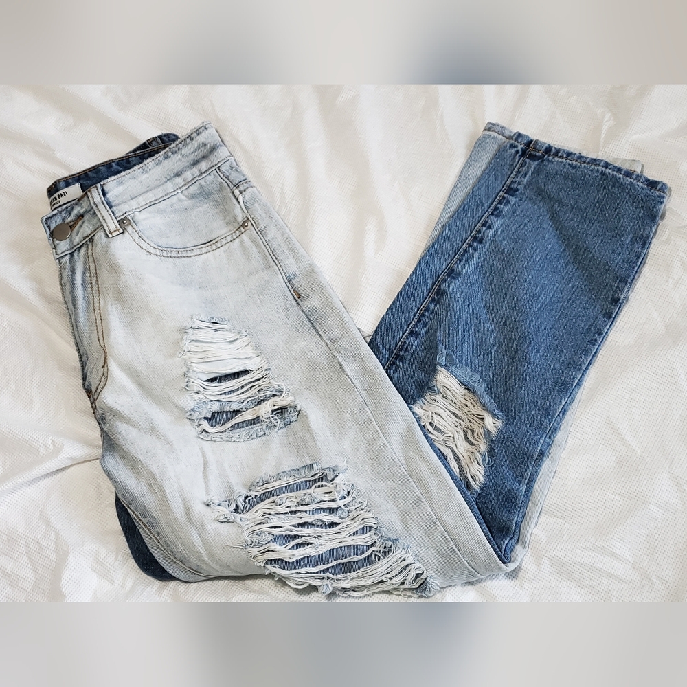 Two-Sided Story Distressed Straight Leg Jeans - Light Blue WashSize: 1